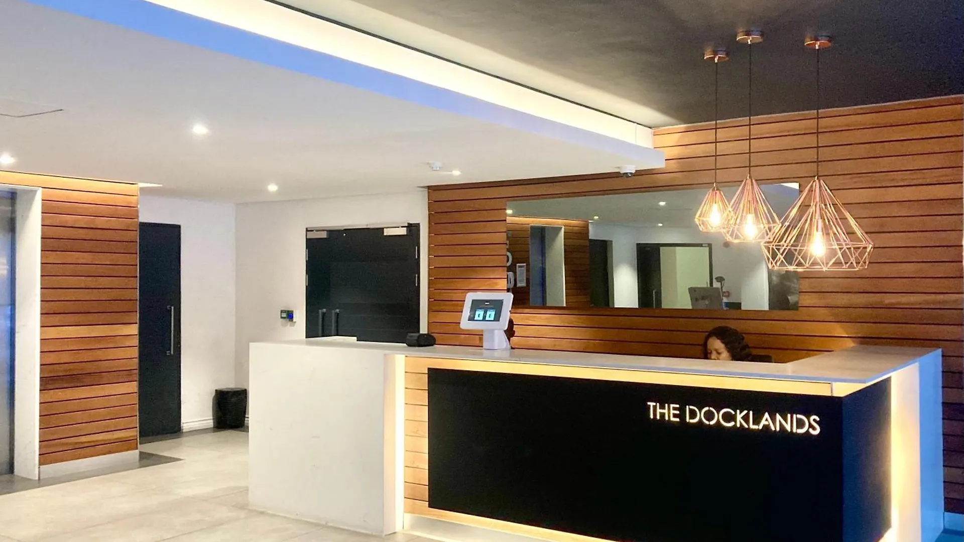 Sunny Apartment With Pool&Terrace At The Docklands Cape Town South Africa