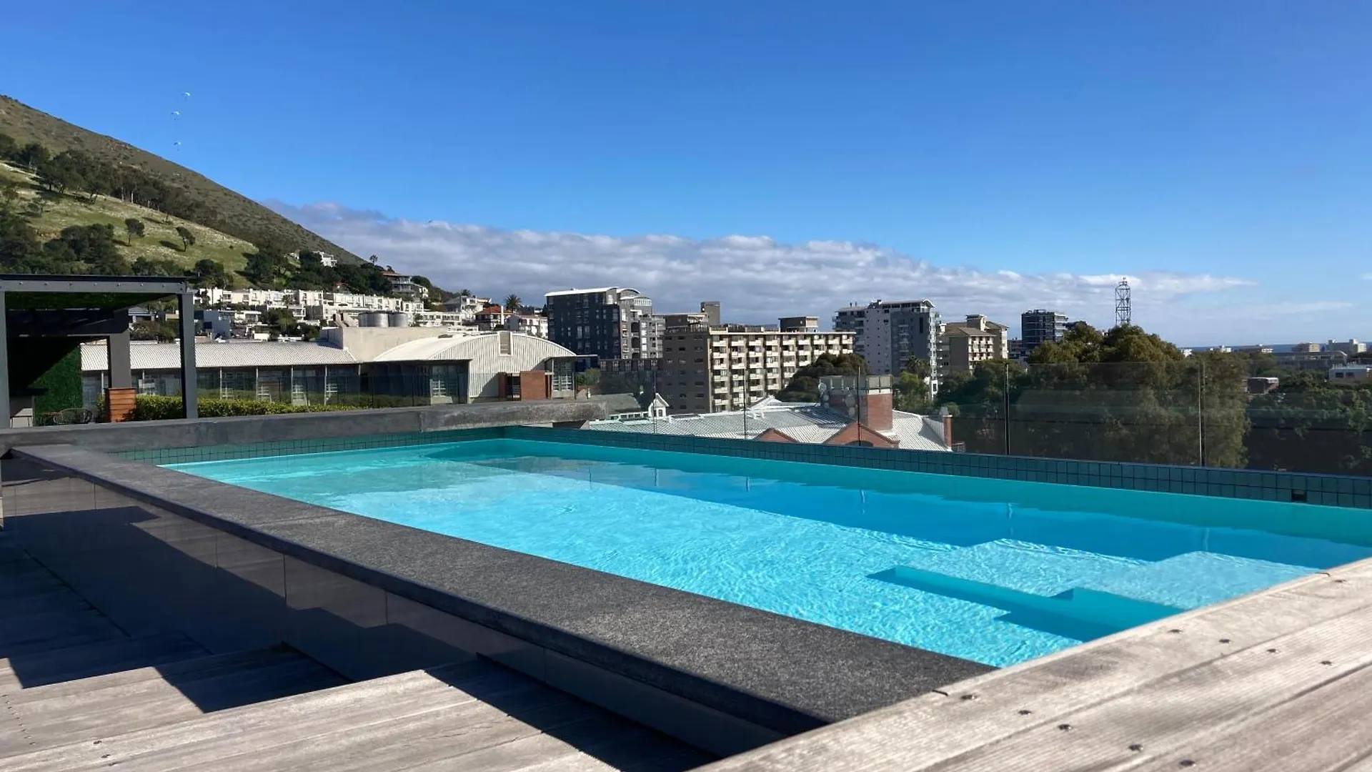 Sunny Apartment With Pool&Terrace At The Docklands Cape Town 0*,