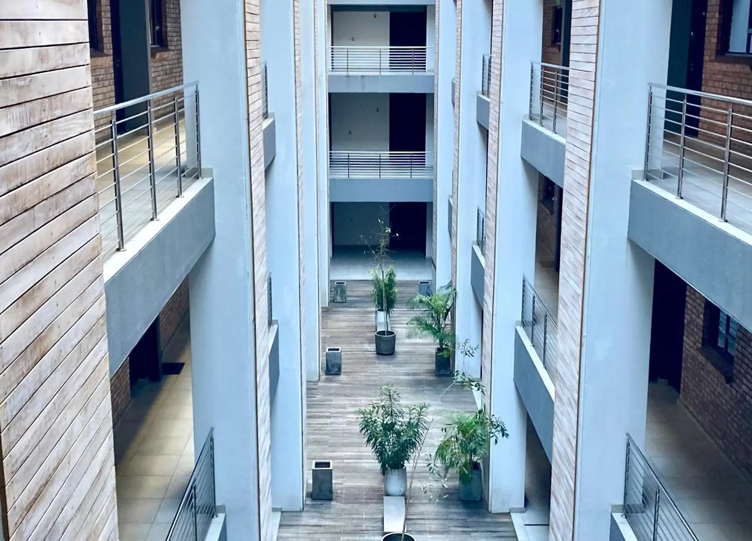 Sunny Apartment With Pool&Terrace At The Docklands Cape Town 0*,
